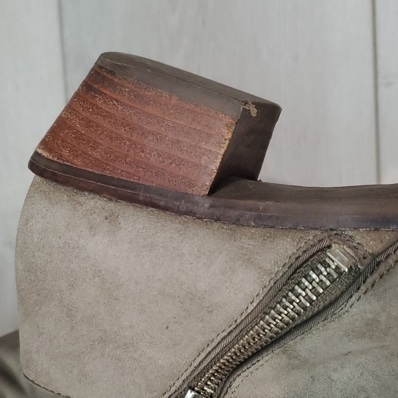 Vionic Women Serena Comfort Ankle Leather Booties shoes sz 6 - Picture 10 of 13